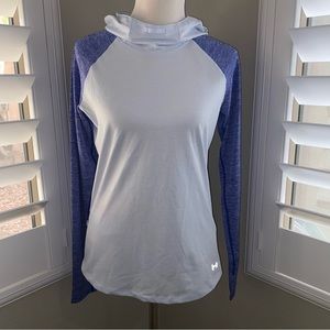 NWT Under Armour Run HeatGear Fitted Top with Hood / Women’s Size S /LightWeight